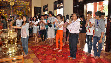Trại hè Việt Nam 2013 Hành trình tới miền Trung